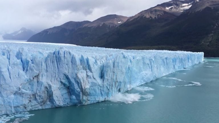 Earth’s Heat Loss Melts Ice Sheets On Greenland