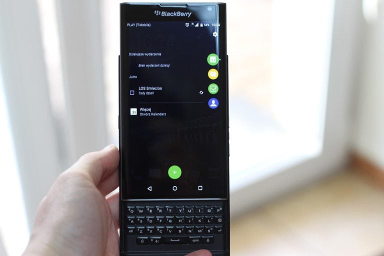 BlackBerry Uni Could Sport Retractable Keyboard And Camera Upgrade