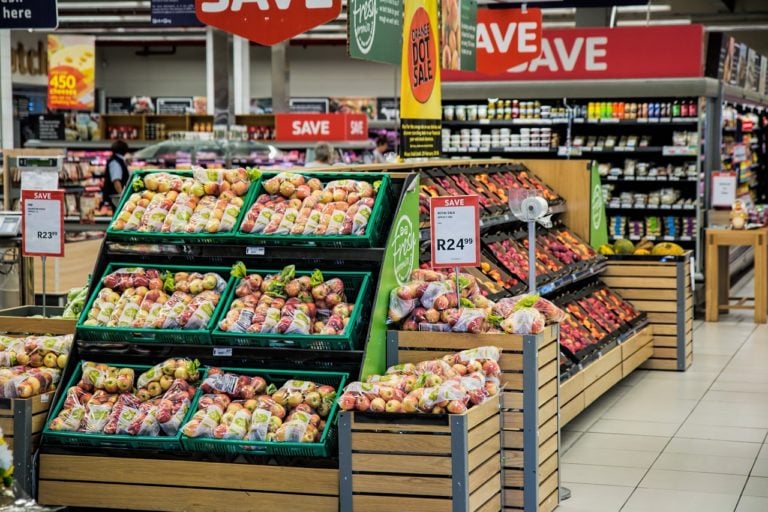The Popularity Of Supermarkets And Its Strengths And Weaknesses