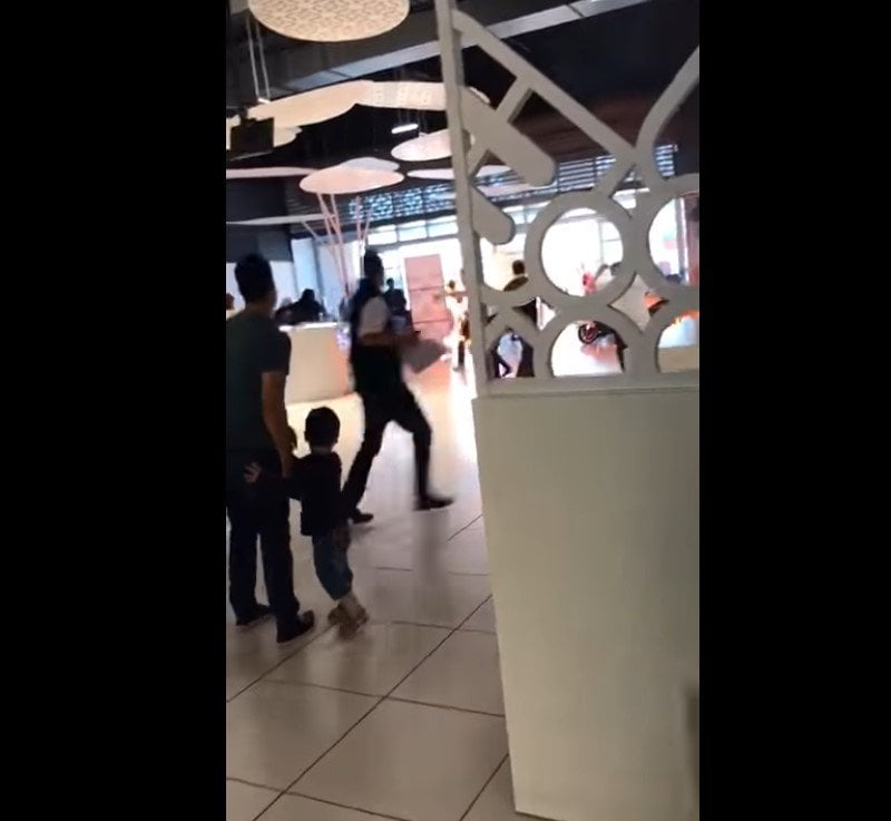 Man on fire at Dubai mall