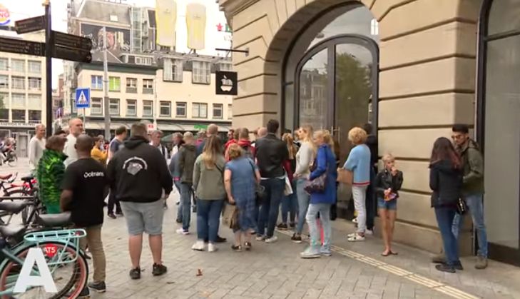 iPad Battery Explosion in Apple Amsterdam Store