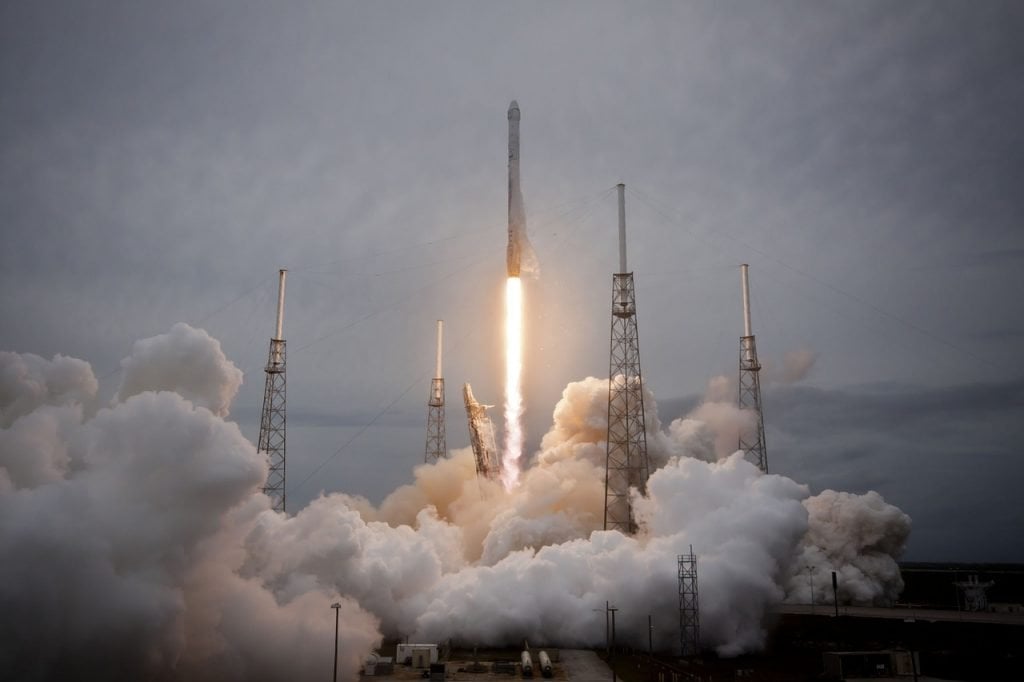 an image of a missile being fired for the best defense stocks guide