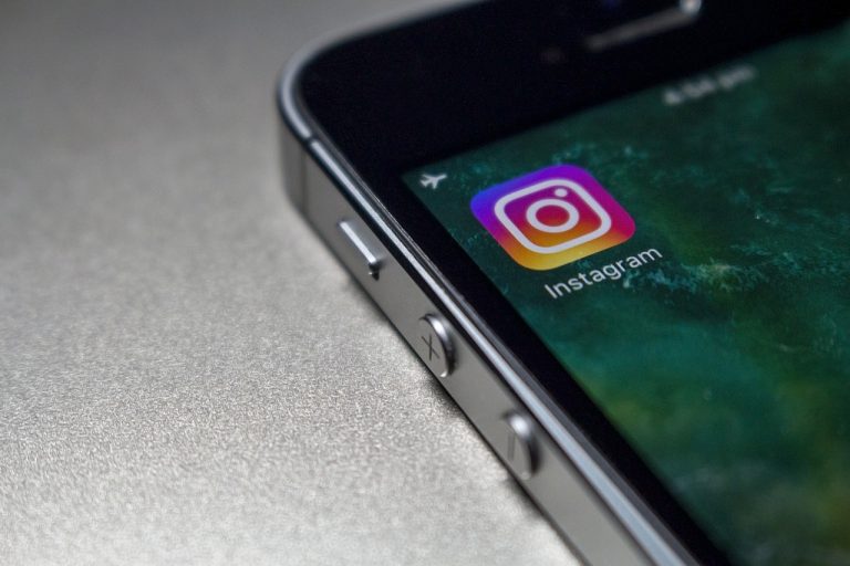 How Businesses Can Automate Their Instagram Activity