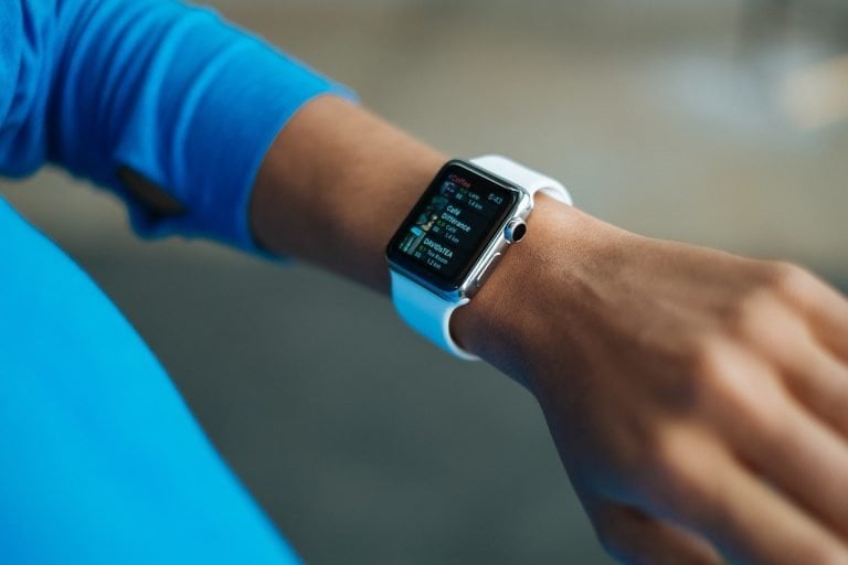 Apple Sued For Ignoring Swelling Apple Watch Batteries