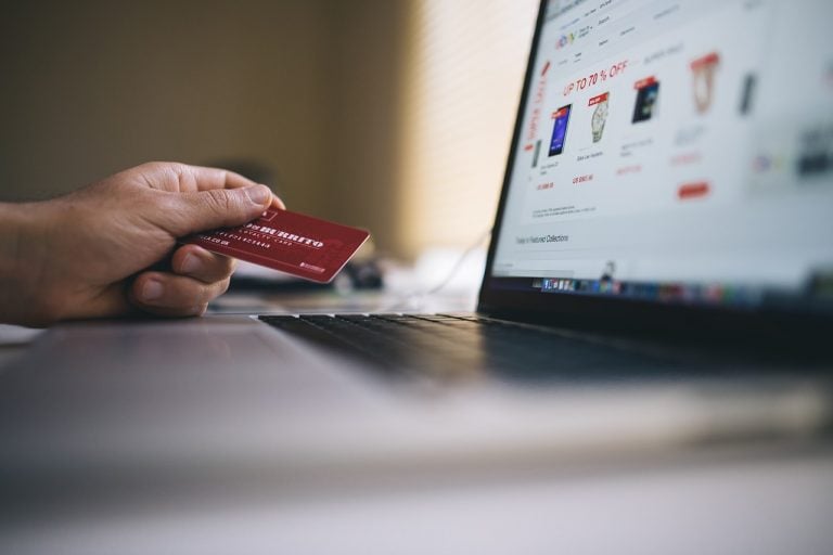 B2B eCommerce Market Size Reaches $6.7 Trillion In 2021: Here’s How