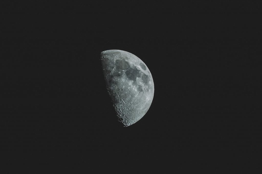 Moon Capital