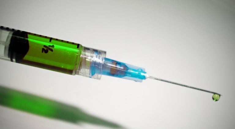 Coronavirus enters the vaccine debate