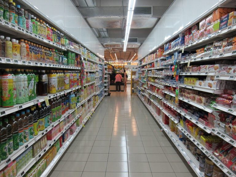 Grocery spending falls without second coronavirus stimulus check