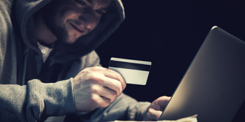 who investigates credit card fraud