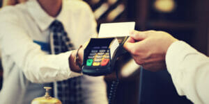 do hotels charge your credit card when you make a reservation?