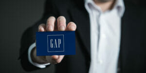 Will Investors Lose Their Shirts Chasing Gap’s 6.8% Dividend?