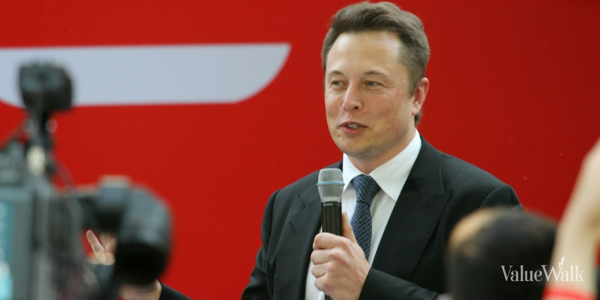 elon musk salary per hour Elon Musk's Political Influence