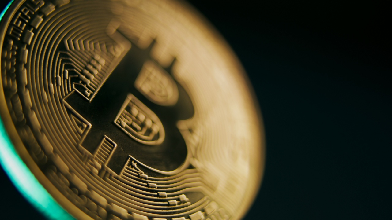 Crypto News Roundup_ Bitcoin Hits $118K ATH, ETH ETF Inflows Surge, VC Bets $10B on DeFi